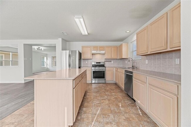 Building Photo - 16314 Chandler Ridge Ln
