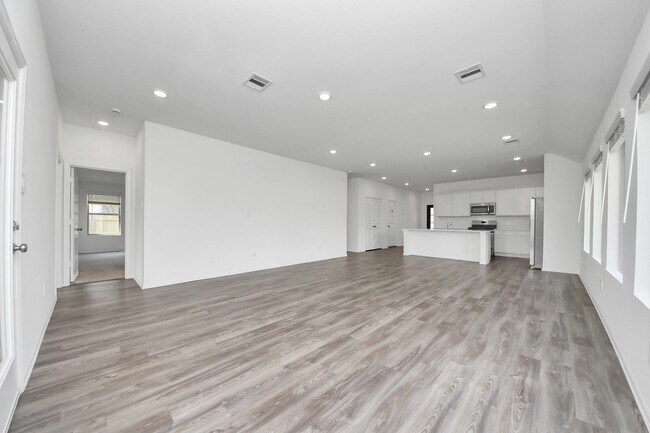 Building Photo - 1351 Antigua Dr