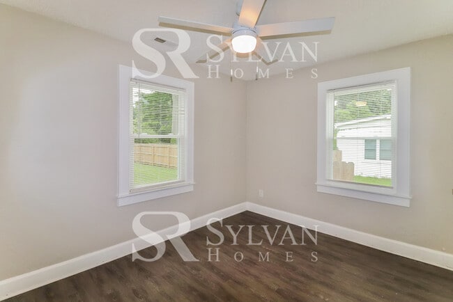 Building Photo - Your dream home is waiting for you. Hurry and Lease today!