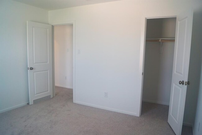 Building Photo - 272 Laura Leigh Ln