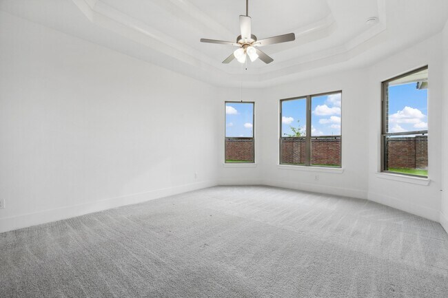 Building Photo - 863 Sarasota Shore Dr