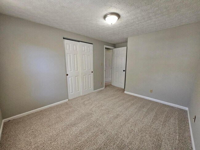 Building Photo - 5316 Predmore Pl