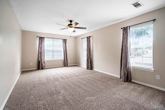 Building Photo - 5320 Powrie Dr