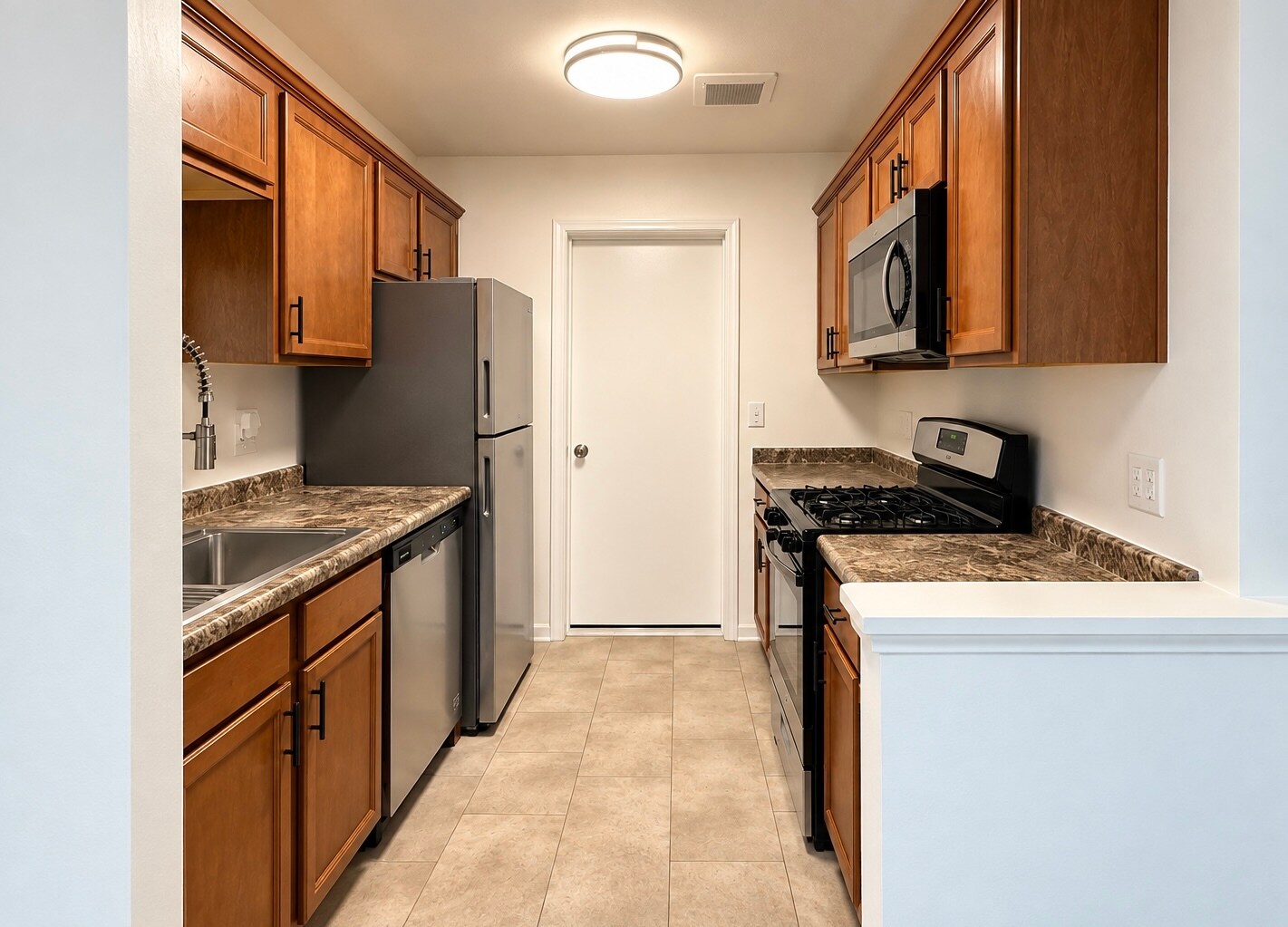 Building Photo - 306 Russet Way