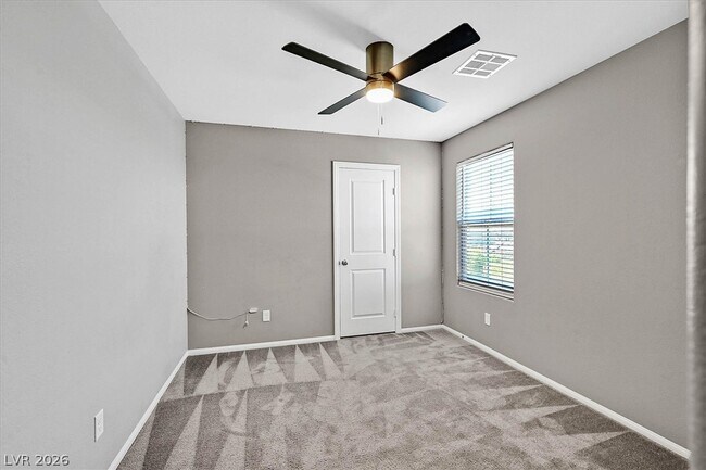 Building Photo - 2823 Turnstone Ridge St