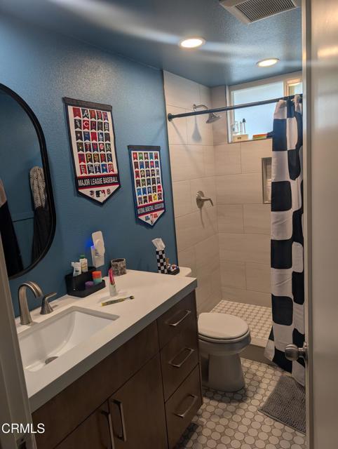 Building Photo - 2500 Clearview Ave