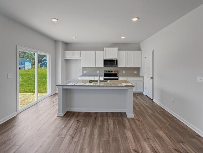 Building Photo - 617 Cayenne Wy