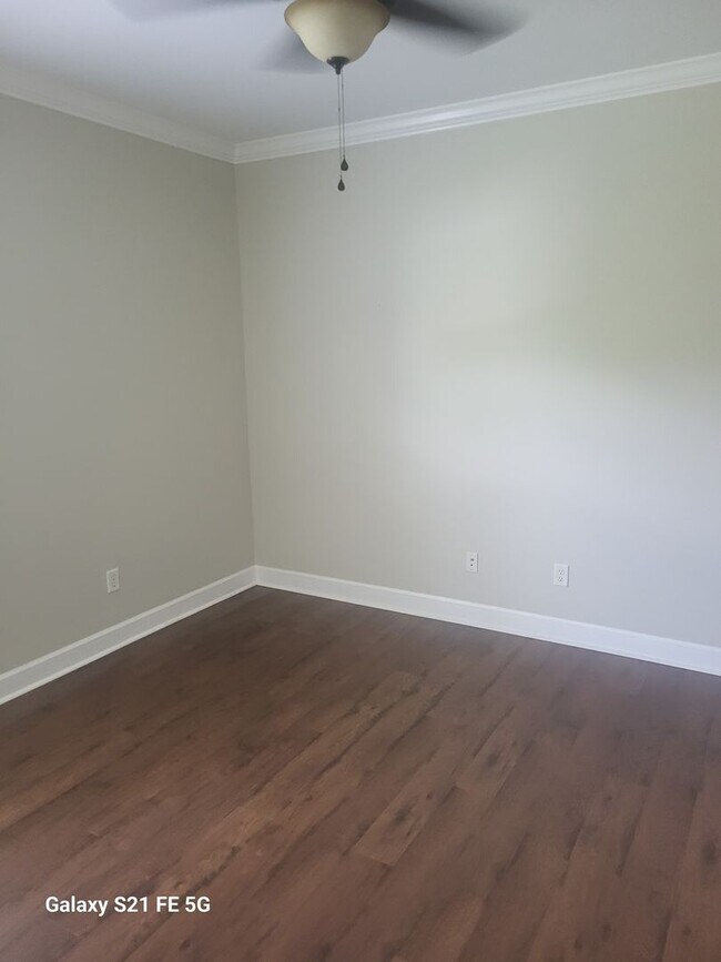 Building Photo - 5196 Carlton Ridge Cir