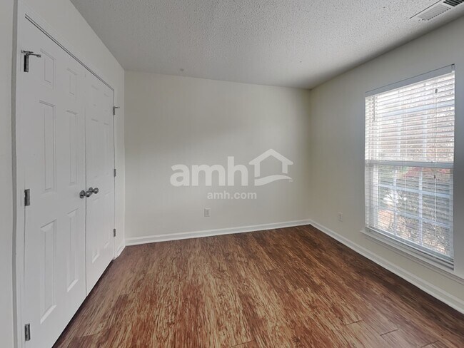 Building Photo - 2612 Bricker Dr