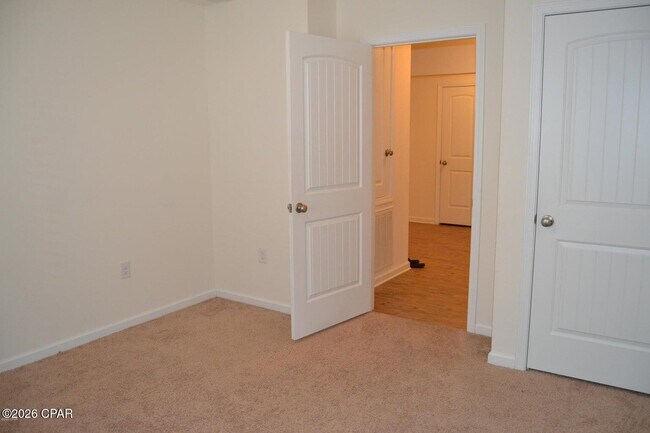 Building Photo - 7106 Riverbrooke St