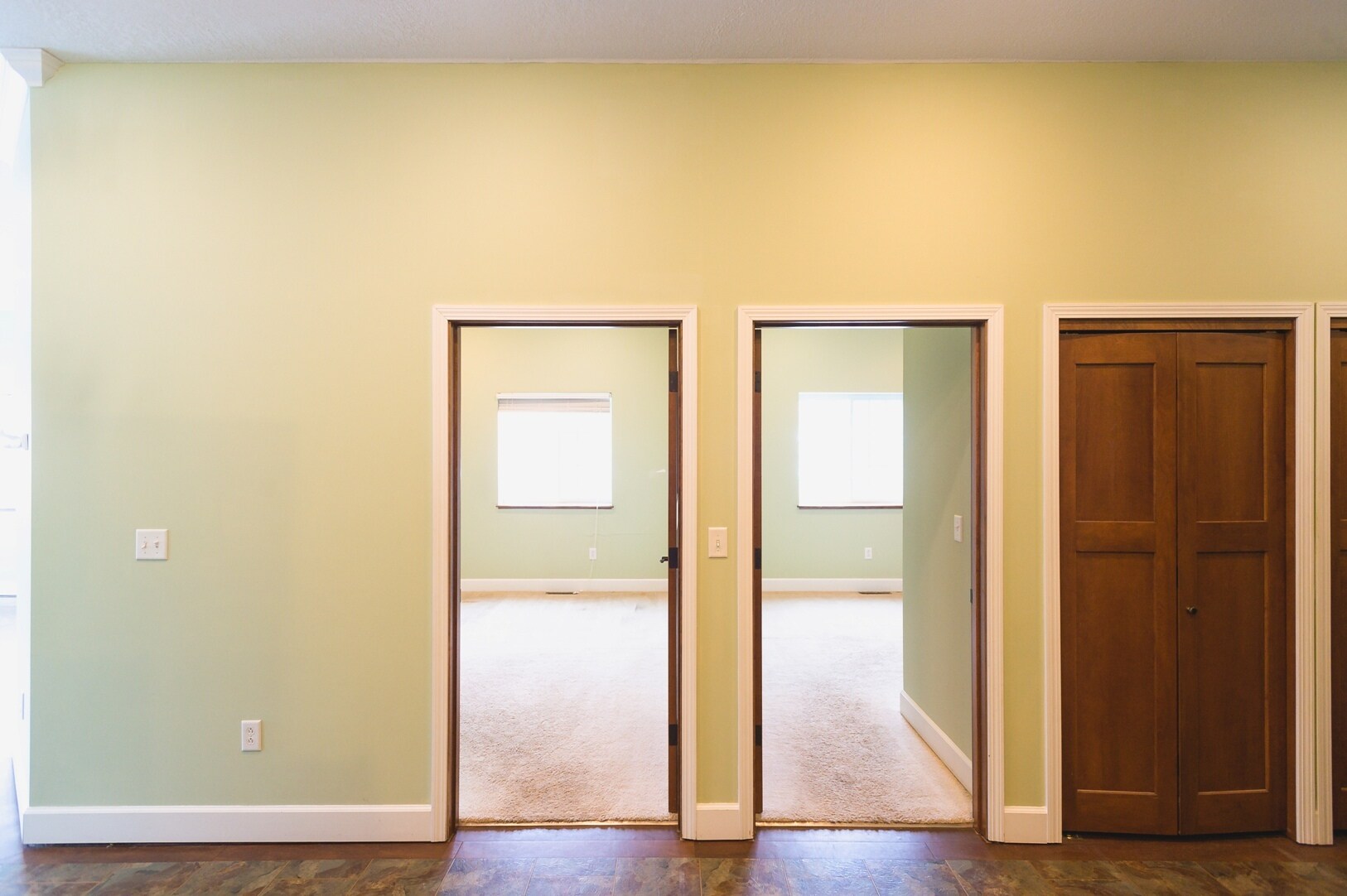 Building Photo - 208 E Montezuma Ave