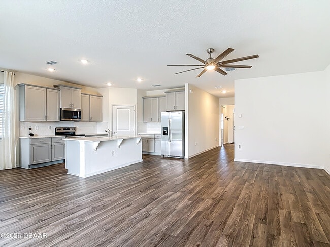 Building Photo - 3354 Arch Ave