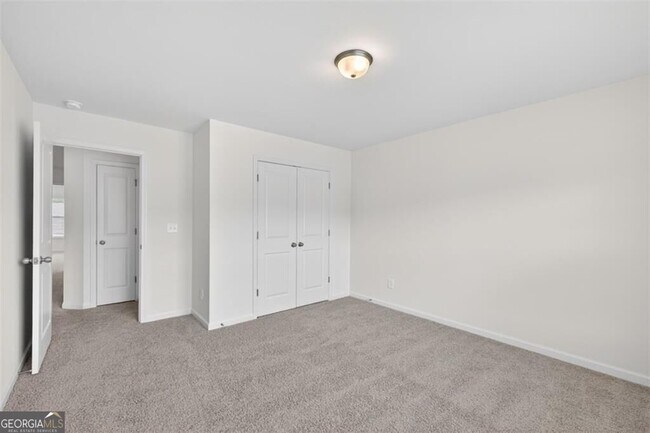 Building Photo - 5524 Garens Way