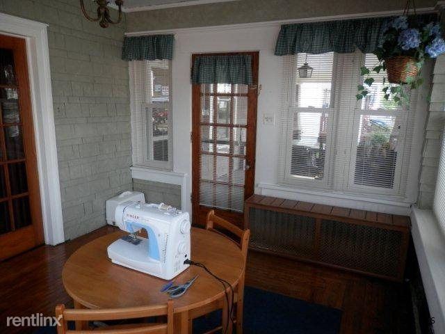 Building Photo - 4 br, 2 bath House - 457 Strayer Street,