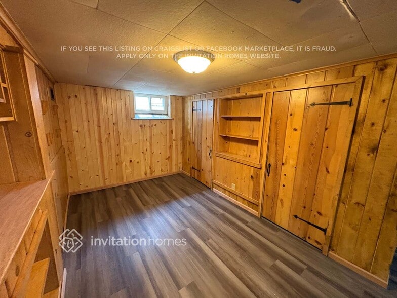 Building Photo - 4524 Zenith Ave N