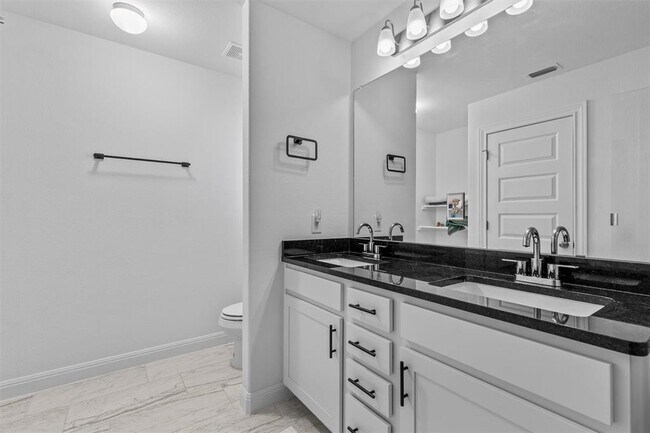 Building Photo - 6201 Pine Leaf Trail