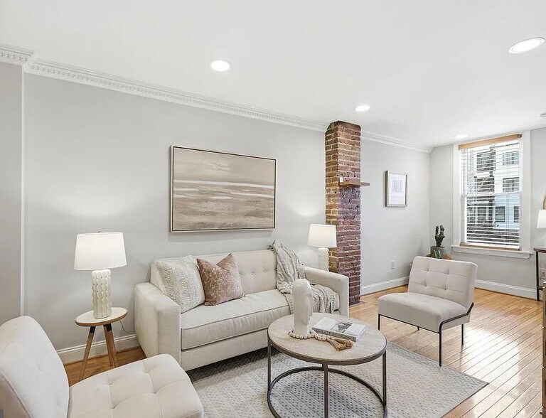 Building Photo - 1525 6th St NW