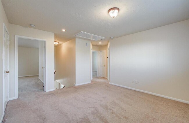 Building Photo - 9007 S Ferndale Pl Dr