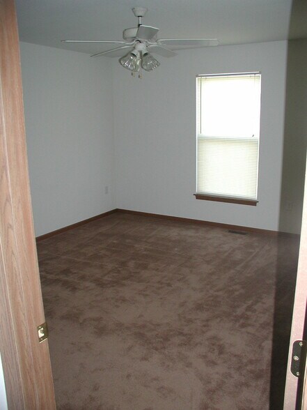 3rd Bedroom - 1014 Augusta Ln