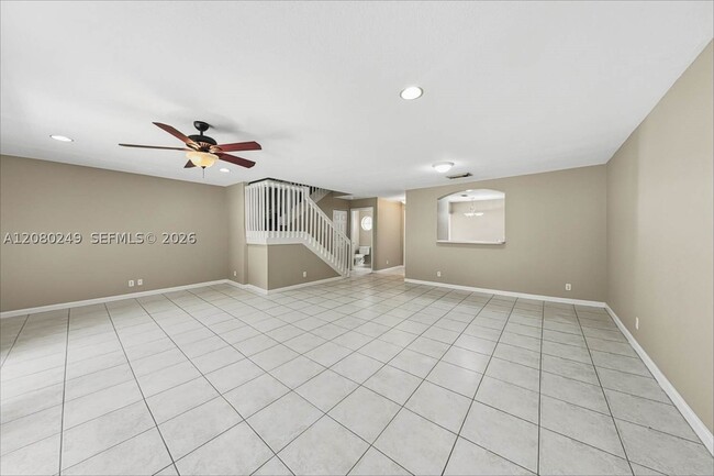 Building Photo - 6114 Whalton St