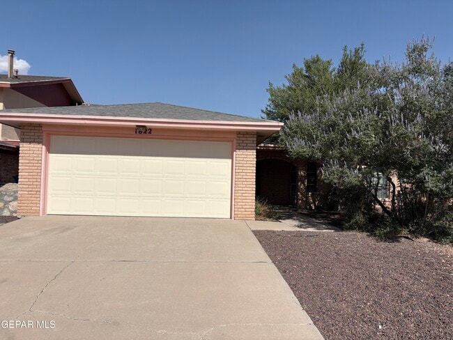 Building Photo - 1822 Jack Nicklaus Dr