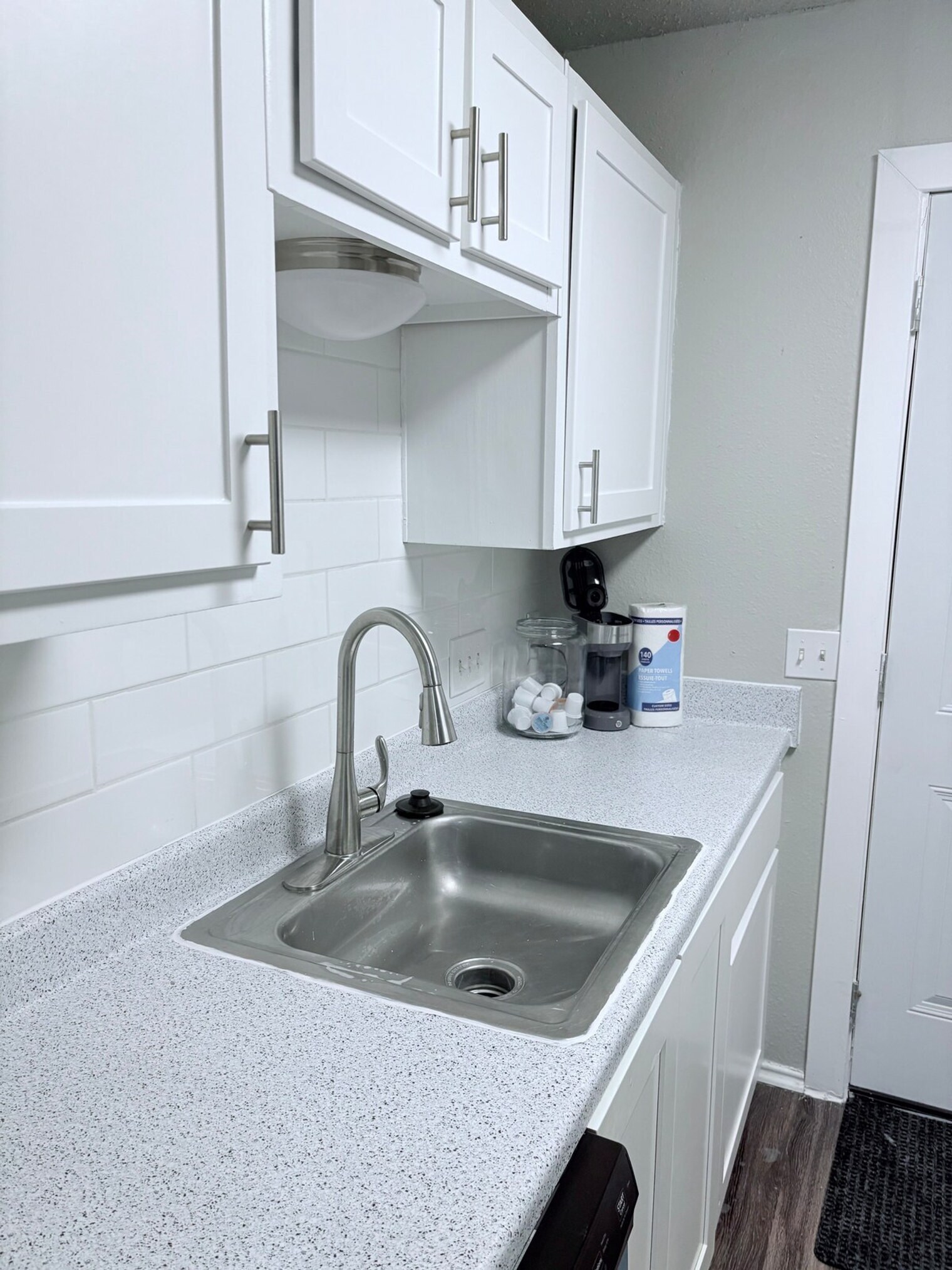 Building Photo - 111 W William Cannon Dr