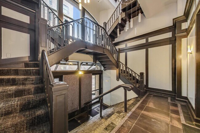 Building Photo - 780 S Federal St