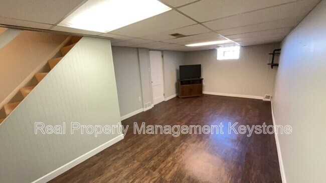 Building Photo - 5114 Caste Dr