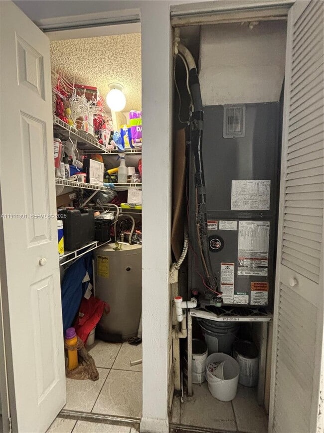 Building Photo - 3561 SW 117th Ave