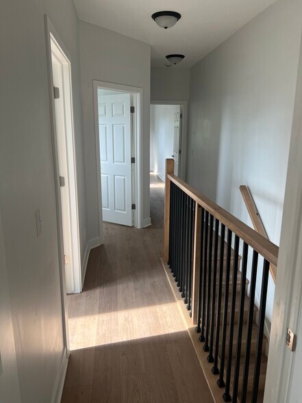 Building Photo - 500 Leavens Ave