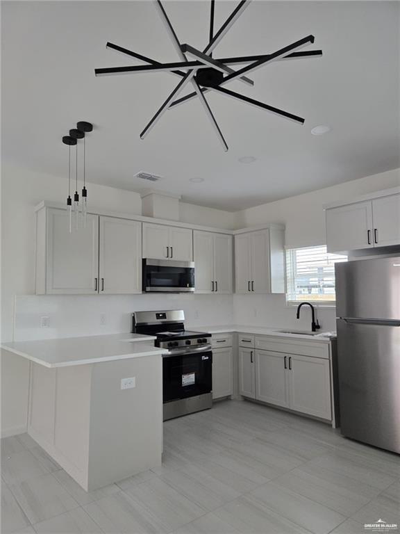Building Photo - 10 Brookside Bend St