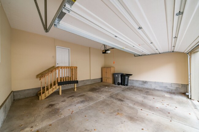 Building Photo - 4184 Hobbs Landing Dr W