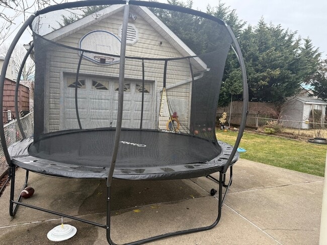 Building Photo - 284 Semton Blvd