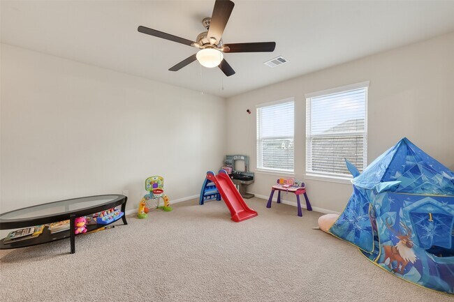 Building Photo - 6215 Prince Pl Dr