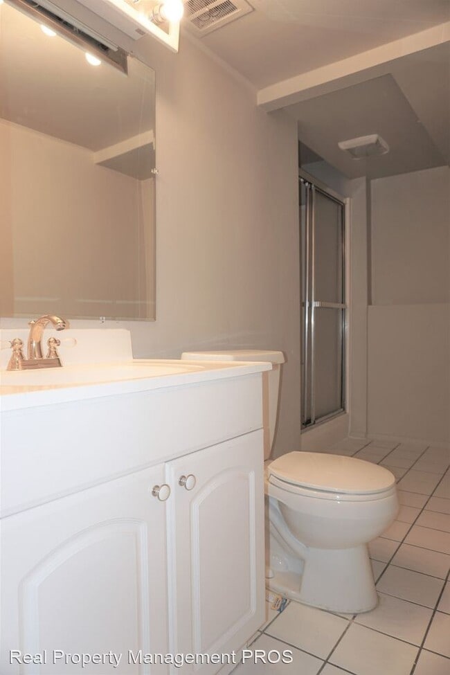 Building Photo - 4 br, 3 bath House - 2518 Linwood Lane