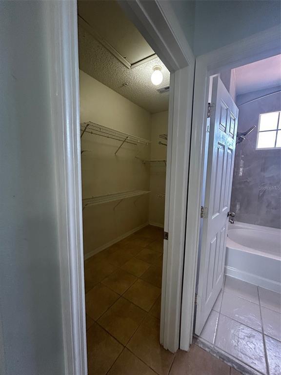 Building Photo - 4980 Baraldi Cir