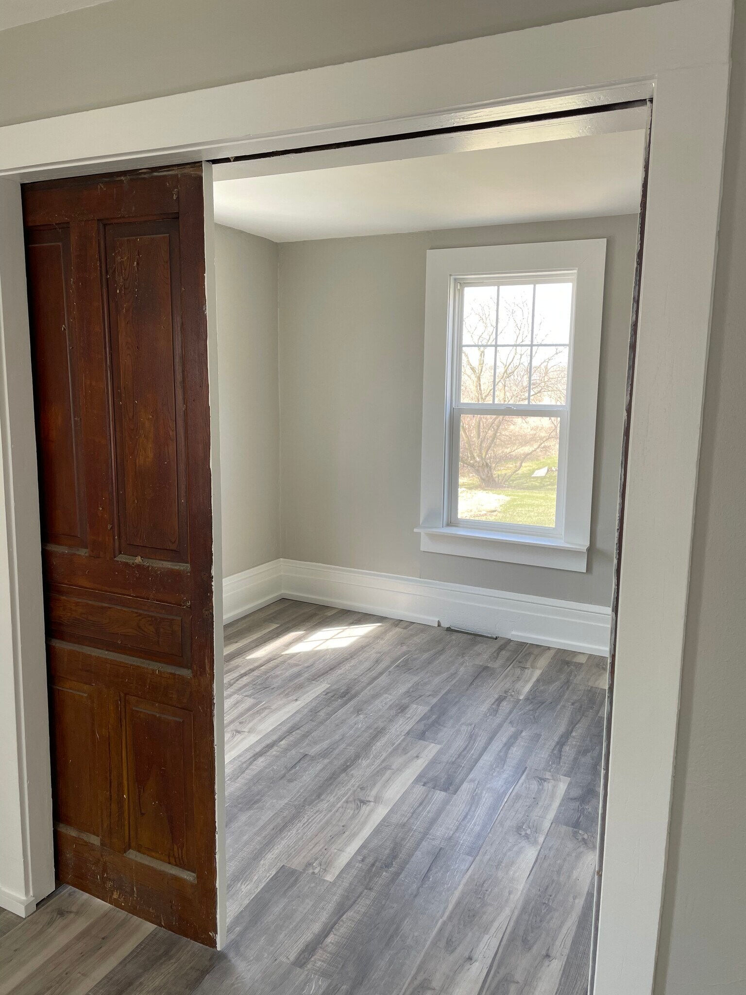 Sunroom/Office - W292S4024 Hillside Rd