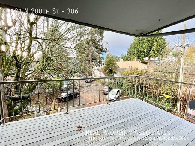 Building Photo - 1121 N 200th St