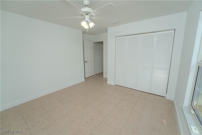 Building Photo - 2701 6th St W