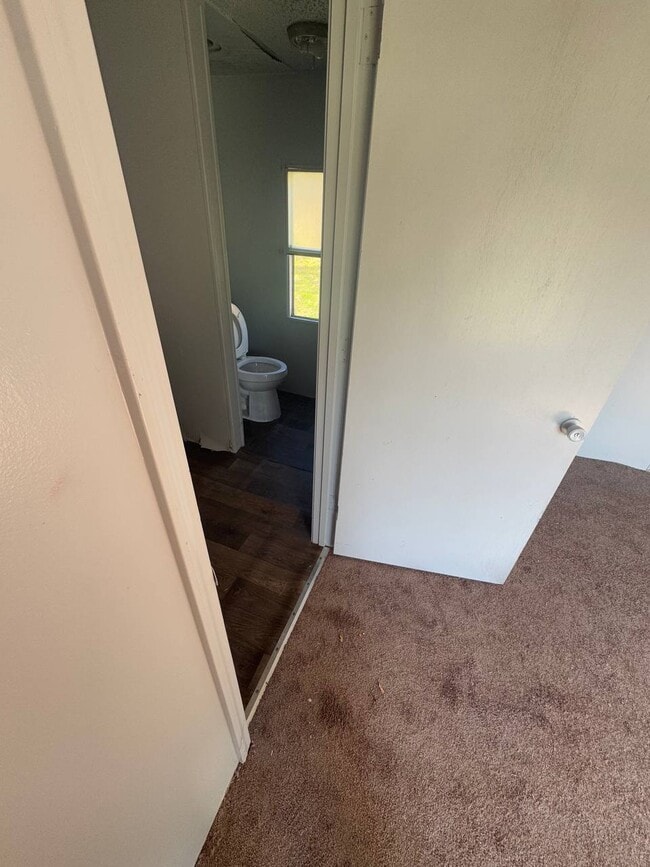 Building Photo - 132 Wyles Ln