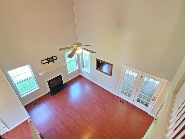 Building Photo - 909 Perry Howard Rd