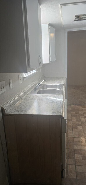 Building Photo - 6200 W Tidwell Rd