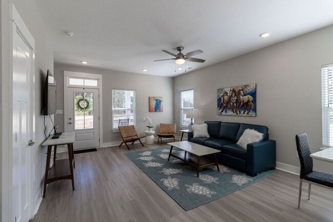 Building Photo - 110 B Jarvis Lndg Dr