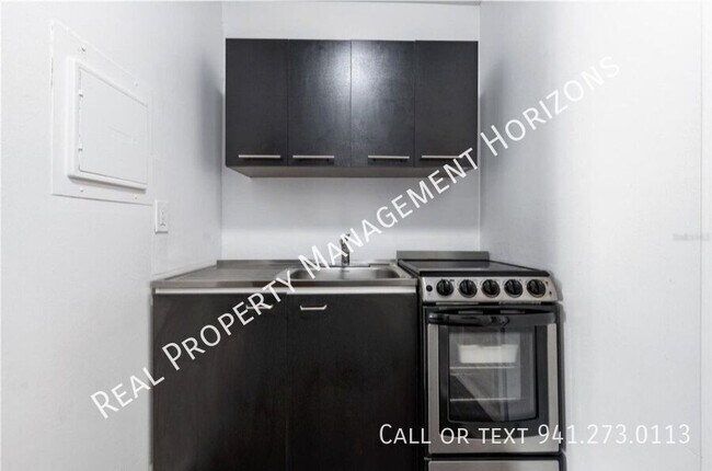 Building Photo - 3523 Longmeadow