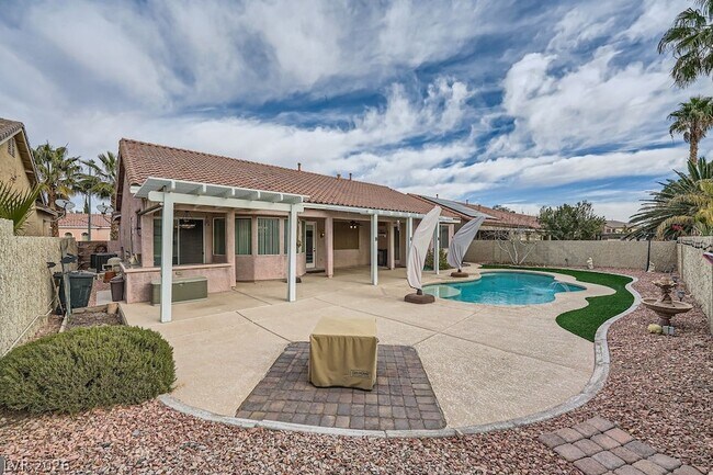 Building Photo - 10271 Bark Pine Ct