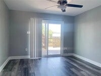 Building Photo - 4734 Pontchartrain Dr