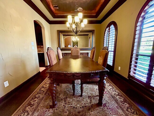 Building Photo - 7511 Raes Creek Dr