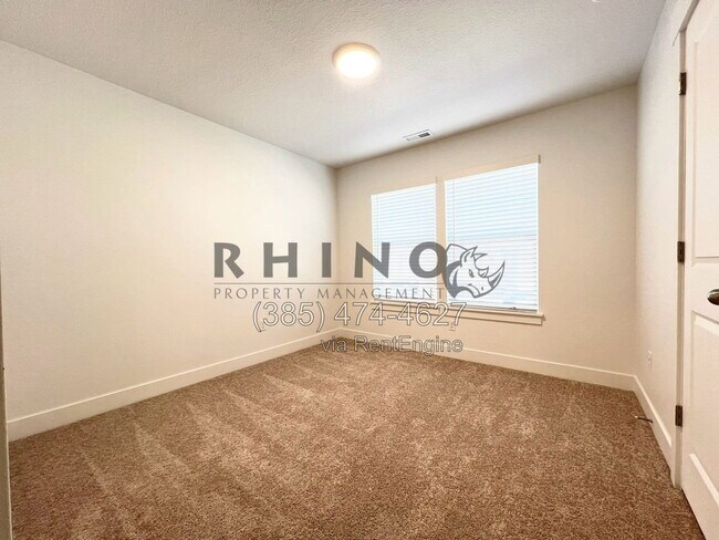 Building Photo - 1668 N 840 W