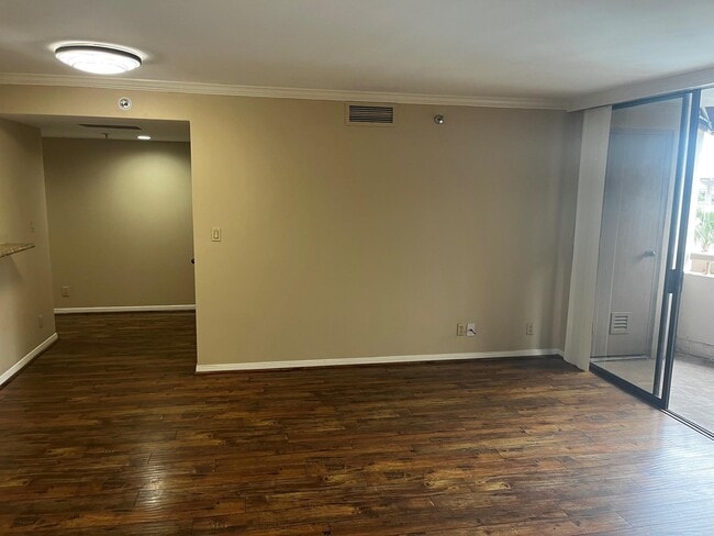 Building Photo - 3525 Sage Rd