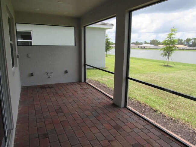 Building Photo - NEWER HOME located in desirable Palencia